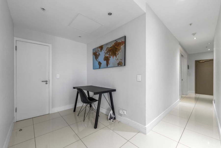 2 Bedroom Property for Sale in Cape Town City Centre Western Cape